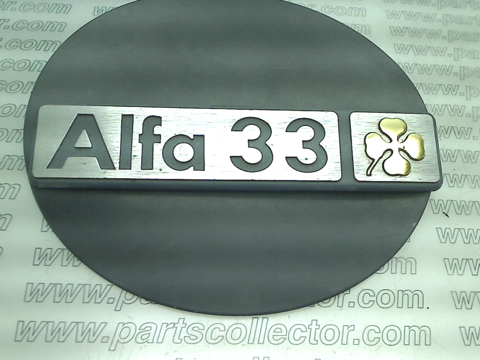 ALFA 33 WITH GOLD CLOVERLEAF BADGE 